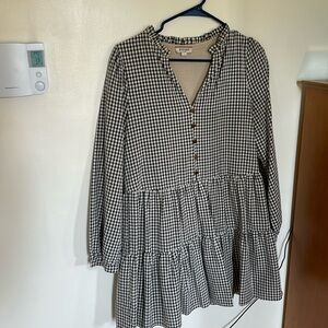 Adorable faux gold button front black and cream gingham dress or peplum top